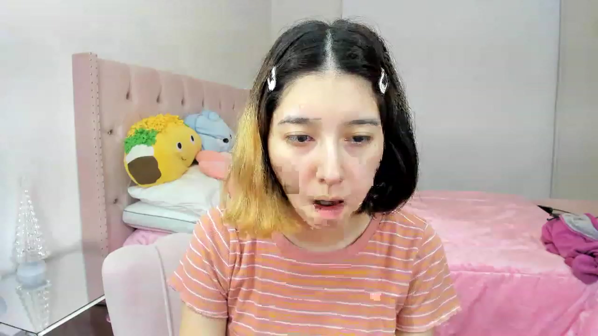 Gallery image thumbnail from Cherrycute666's myfreecams stream on, 11/25/2022, 03:10 image 20 of 20