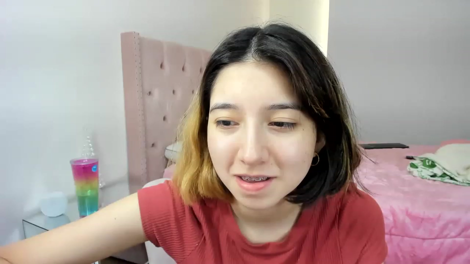 Gallery image thumbnail from Cherrycute666's myfreecams stream on, 11/27/2022, 16:37 image 20 of 20