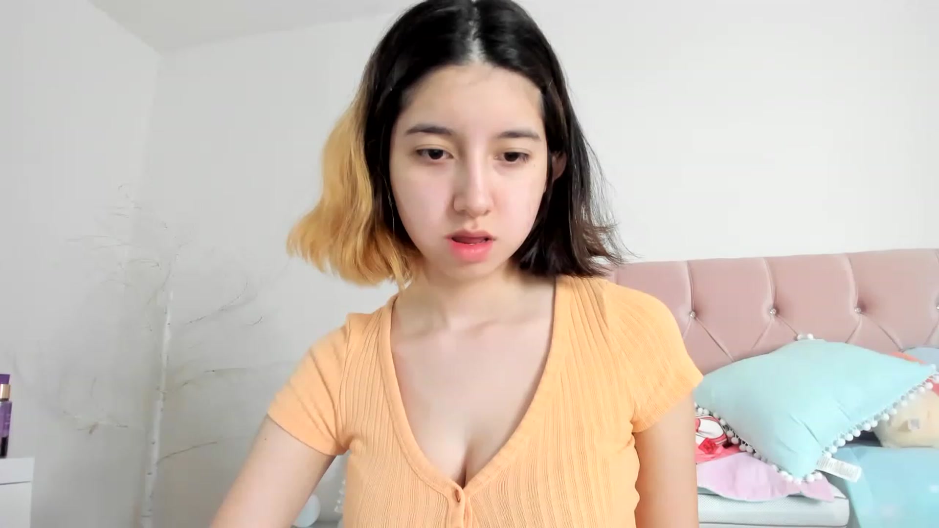 Gallery image thumbnail from Cherrycute666's myfreecams stream on, 12/09/2022, 05:47 image 4 of 20