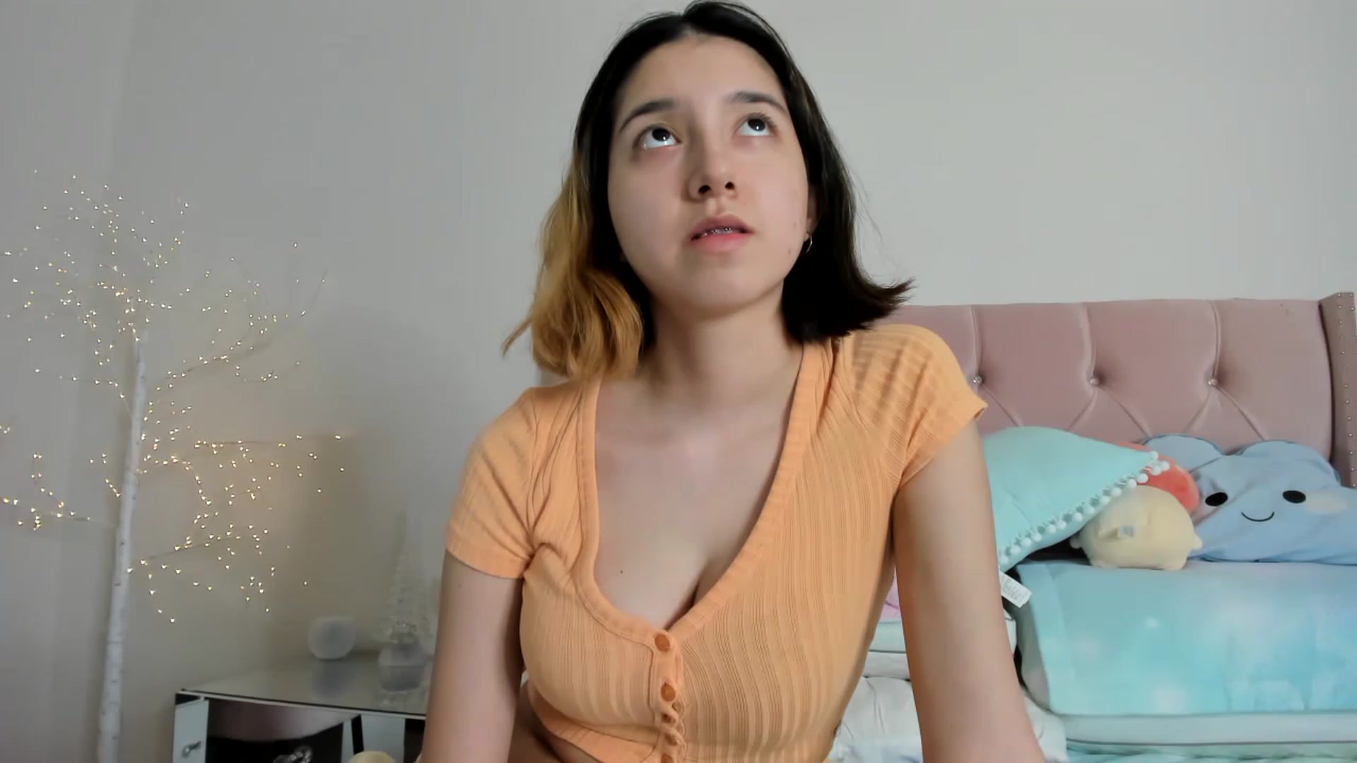 Gallery image thumbnail from Cherrycute666's myfreecams stream on, 12/09/2022, 11:56 image 18 of 20