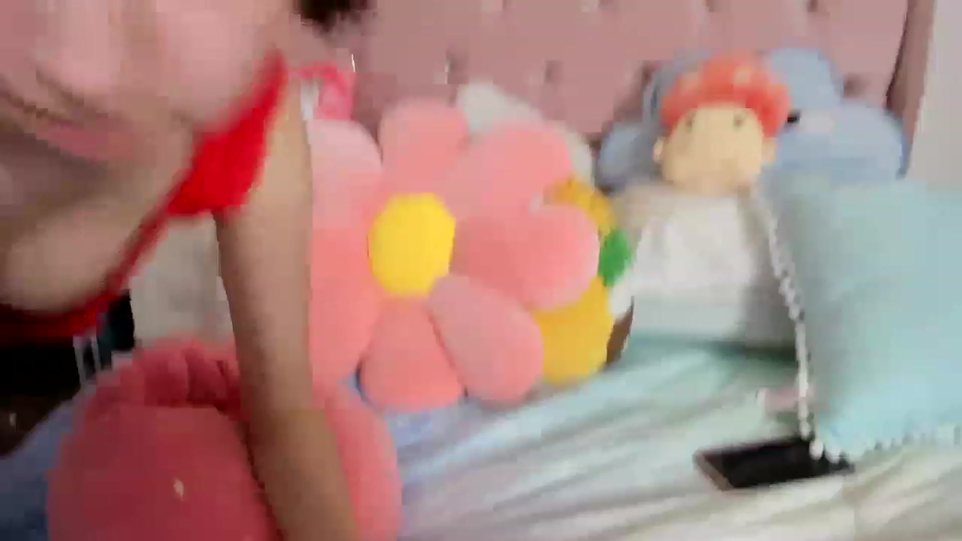 Gallery image thumbnail from Cherrycute666's myfreecams stream on, 12/11/2022, 08:43 image 12 of 20