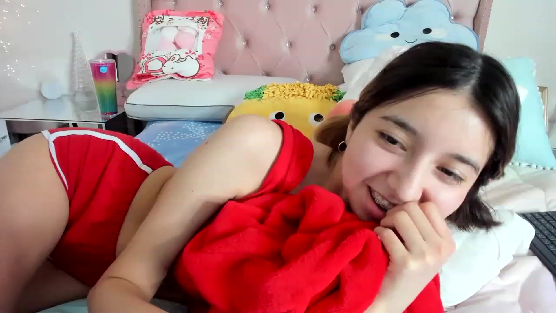 Gallery image thumbnail from Cherrycute666's myfreecams stream on, 12/11/2022, 12:33 image 9 of 20