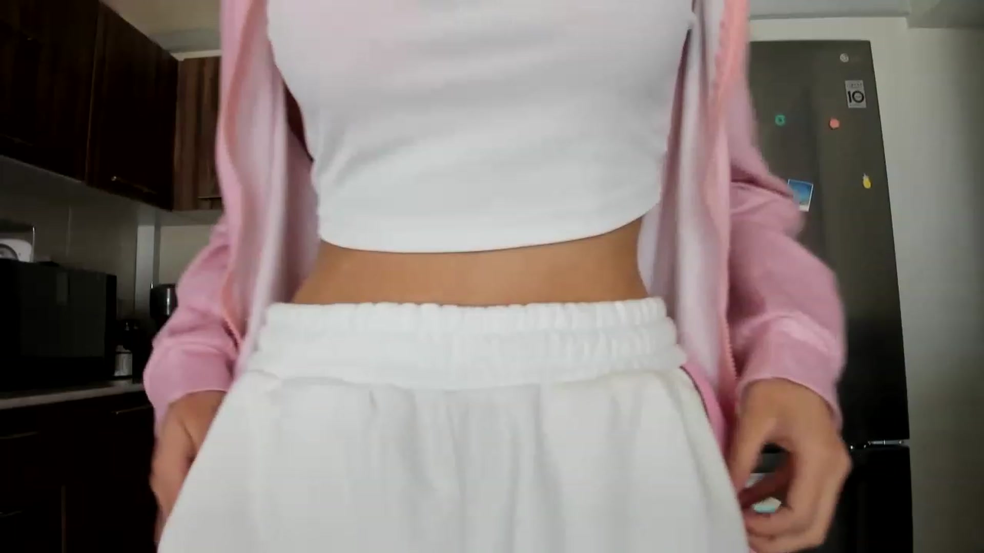 Gallery image thumbnail from Cherrycute666's myfreecams stream on, 12/11/2022, 17:56 image 11 of 20