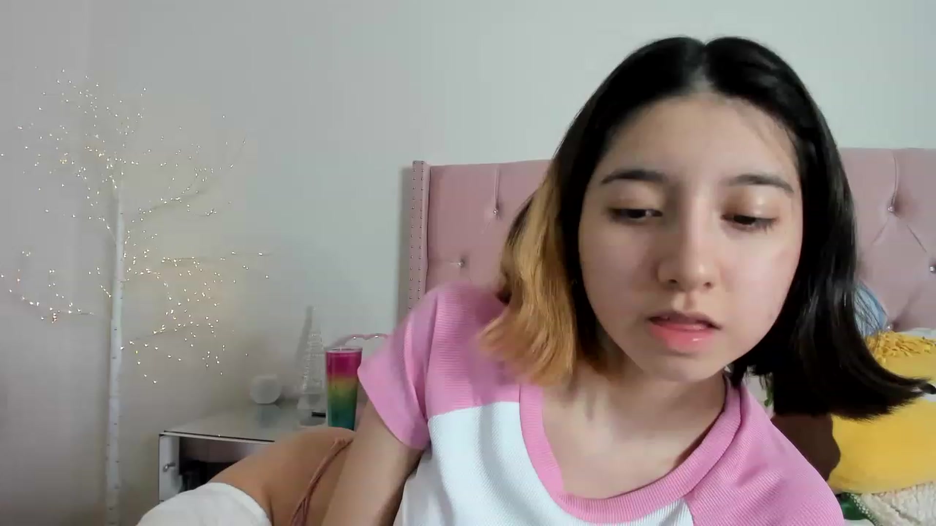 Gallery image thumbnail from Cherrycute666's myfreecams stream on, 12/12/2022, 12:16 image 6 of 20
