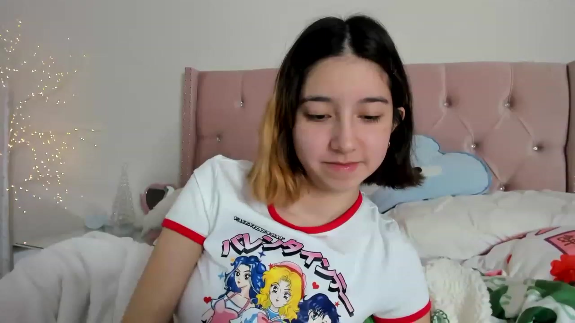 Gallery image thumbnail from Cherrycute666's myfreecams stream on, 12/13/2022, 03:48 image 7 of 20