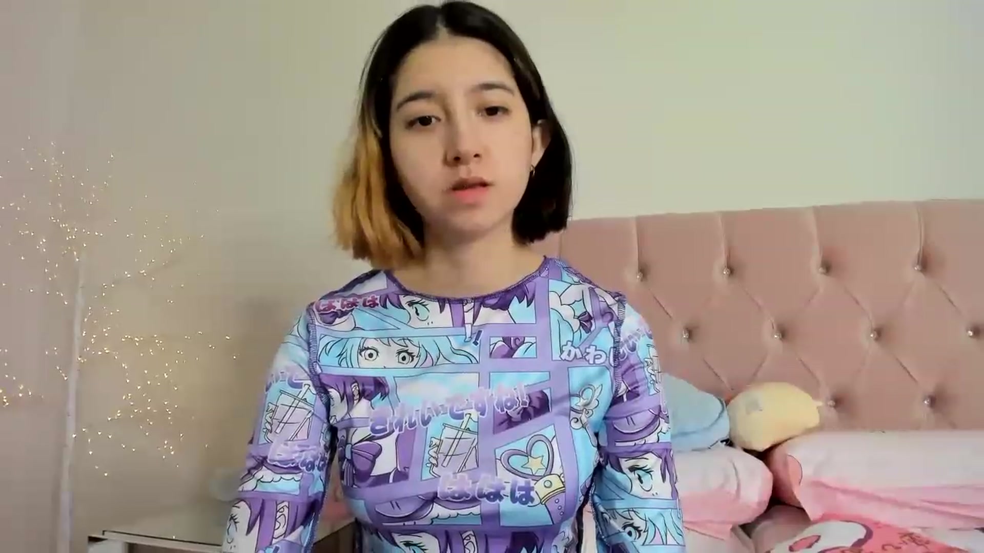Gallery image thumbnail from Cherrycute666's myfreecams stream on, 12/16/2022, 08:07 image 7 of 20
