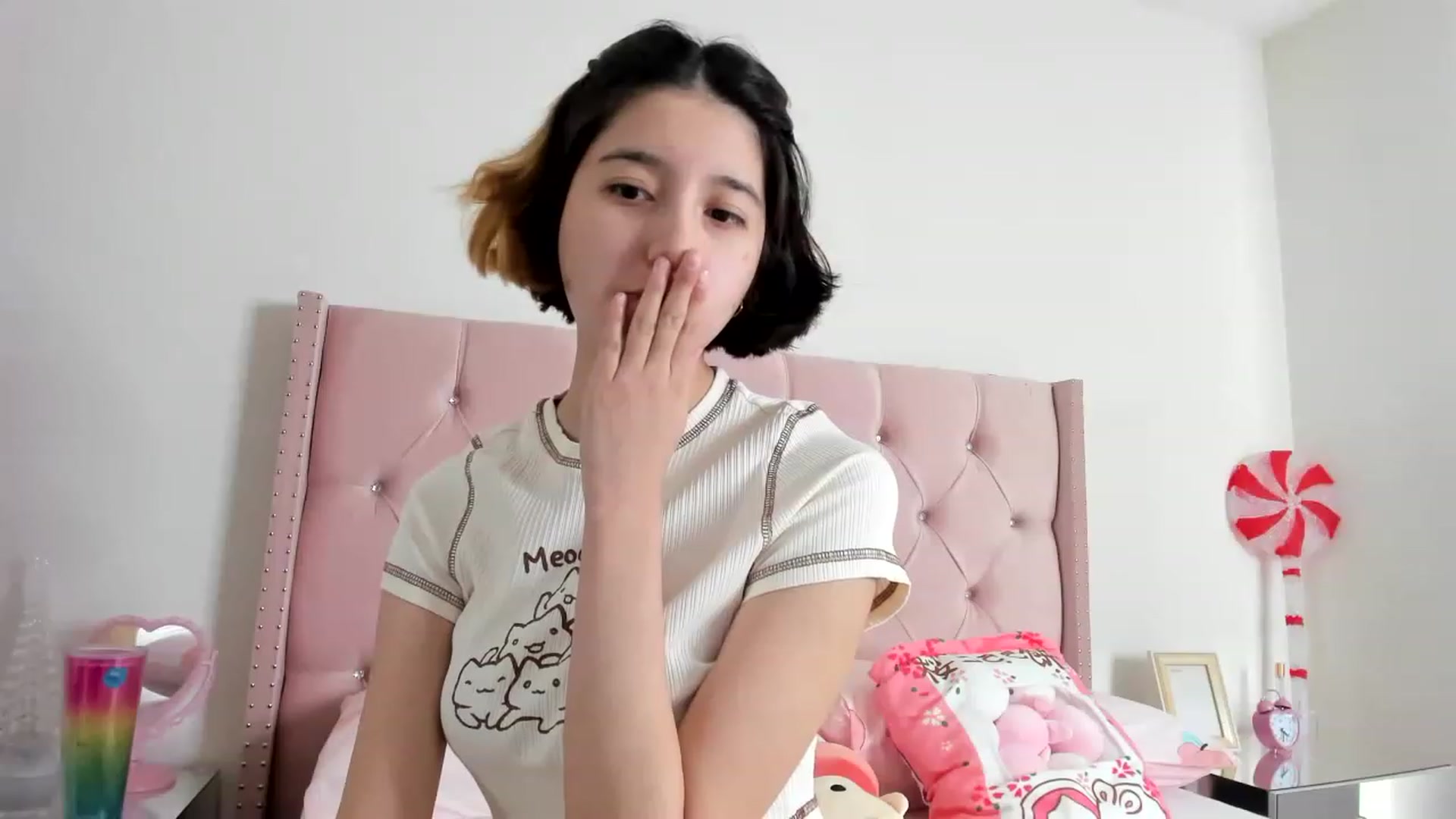 Gallery image thumbnail from Cherrycute666's myfreecams stream on, 12/21/2022, 15:50 image 3 of 20