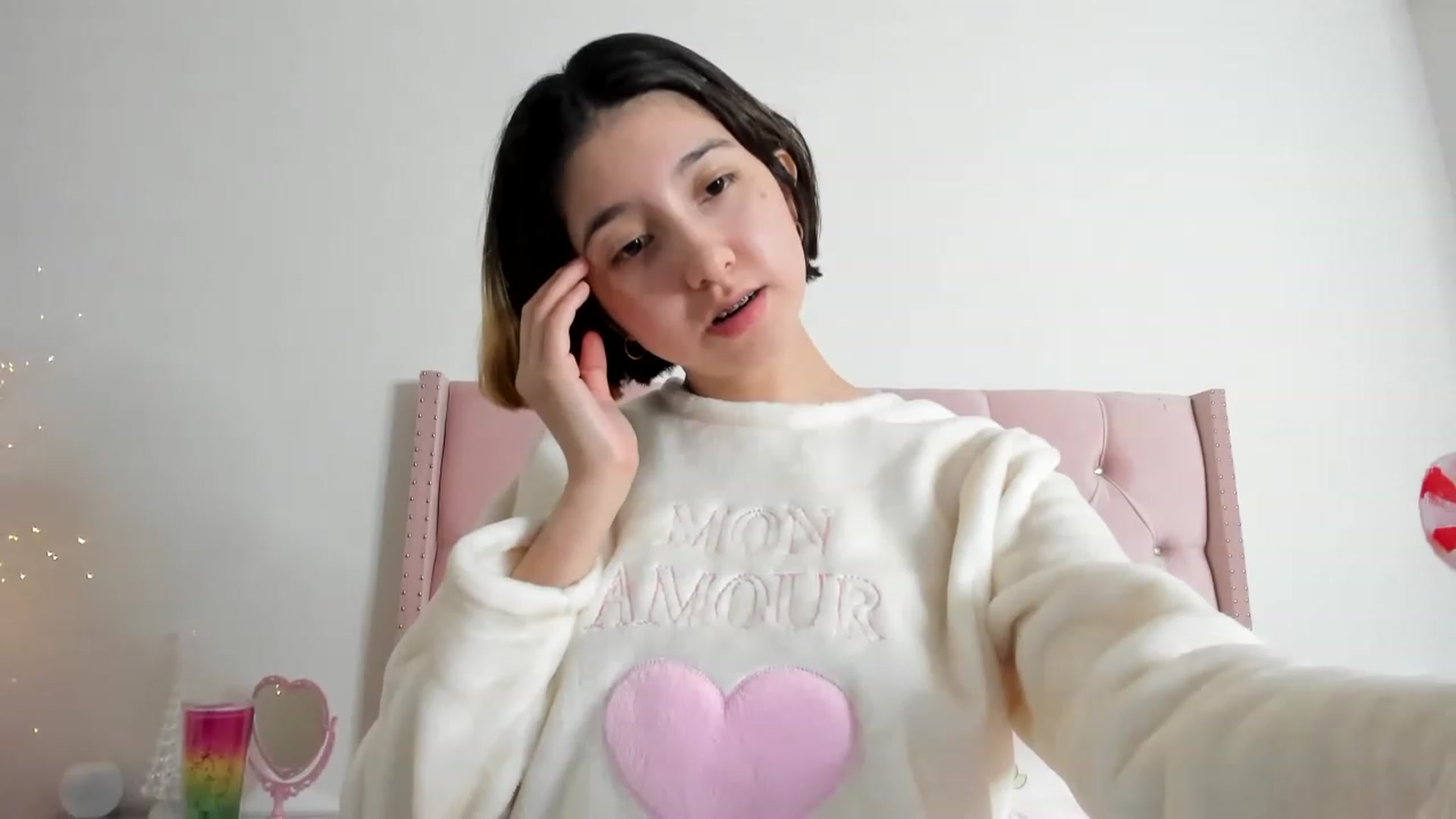 Gallery image thumbnail from Cherrycute666's myfreecams stream on, 12/24/2022, 14:55 image 6 of 20