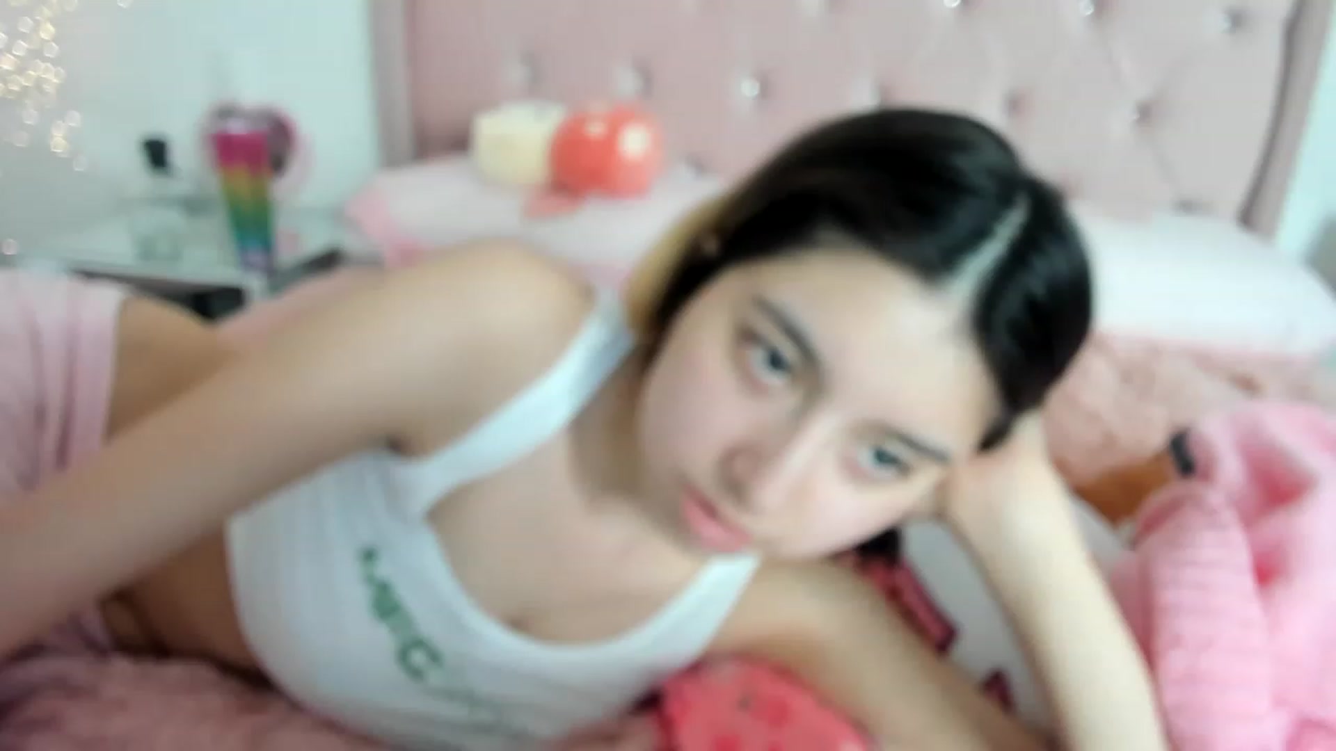 Gallery image thumbnail from Cherrycute666's myfreecams stream on, 12/26/2022, 07:41 image 5 of 20