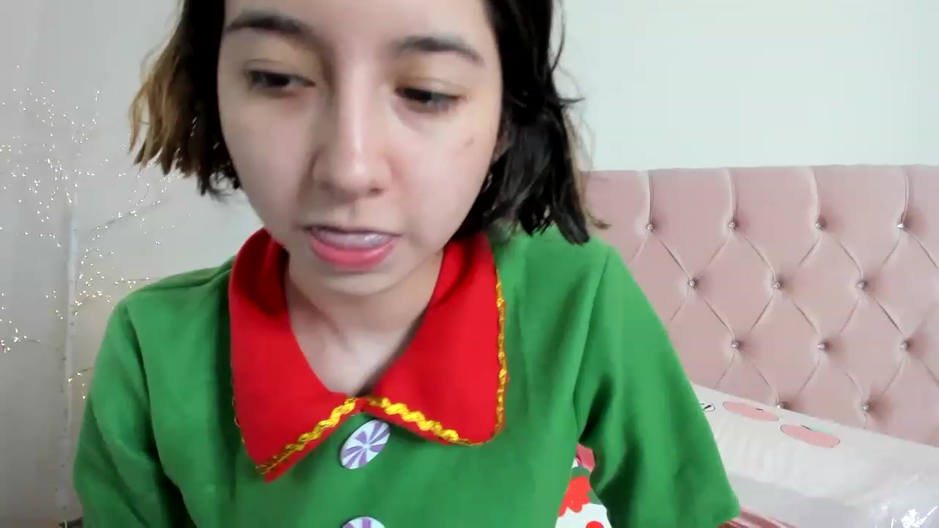 Gallery image thumbnail from Cherrycute666's myfreecams stream on, 12/28/2022, 15:13 image 20 of 20
