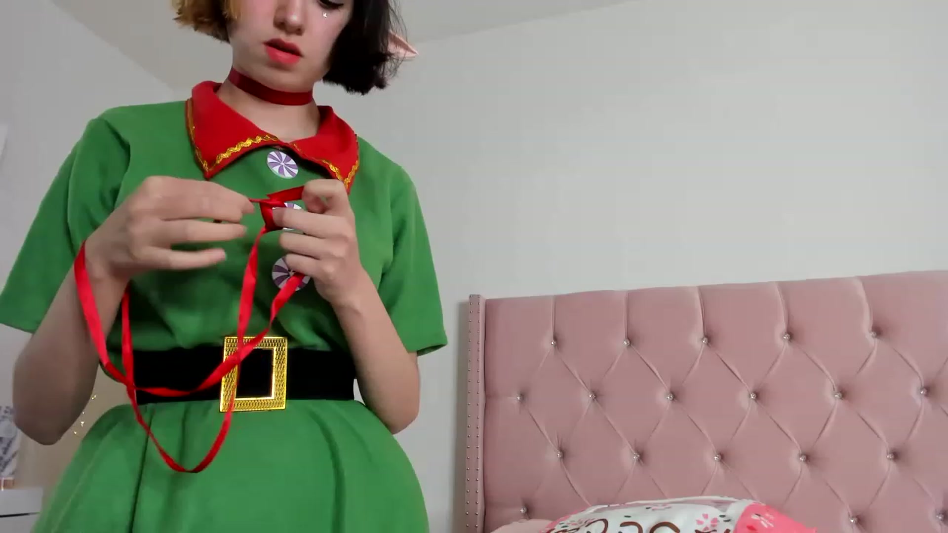 Gallery image thumbnail from Cherrycute666's myfreecams stream on, 12/28/2022, 16:01 image 19 of 20