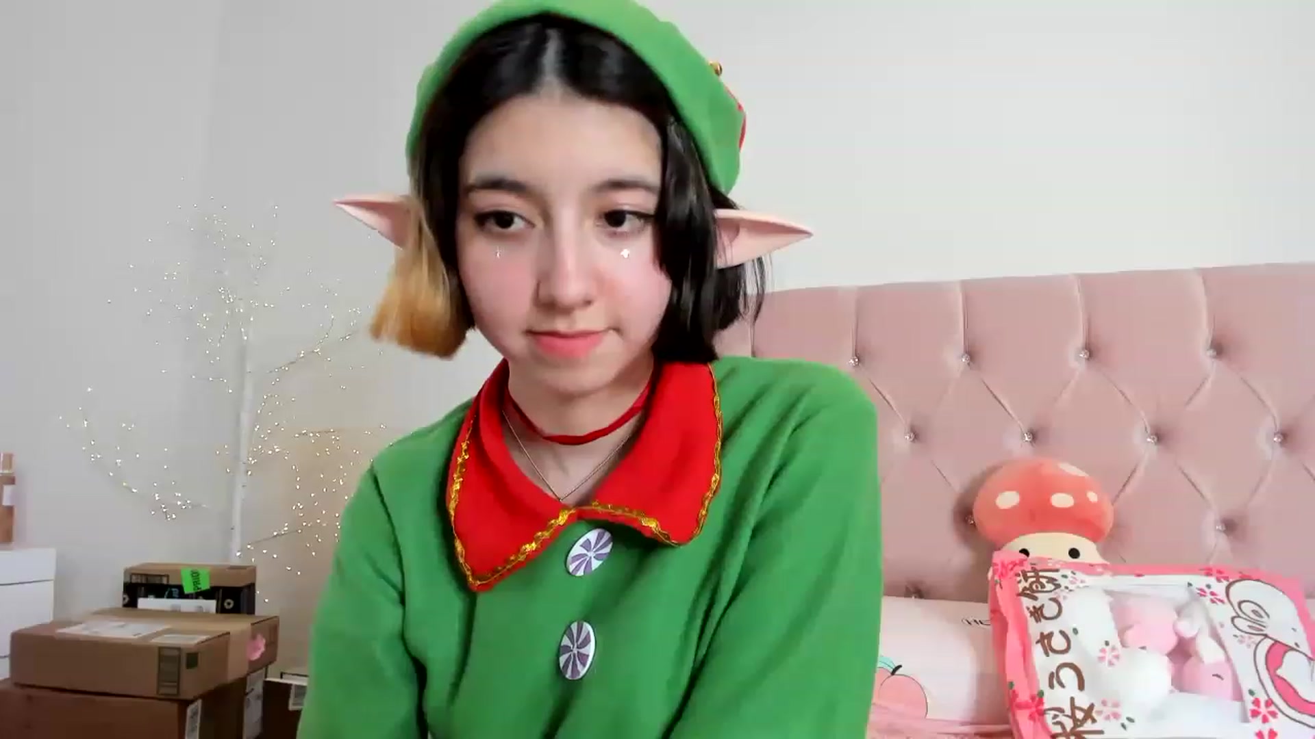 Gallery image thumbnail from Cherrycute666's myfreecams stream on, 12/29/2022, 04:05 image 6 of 20