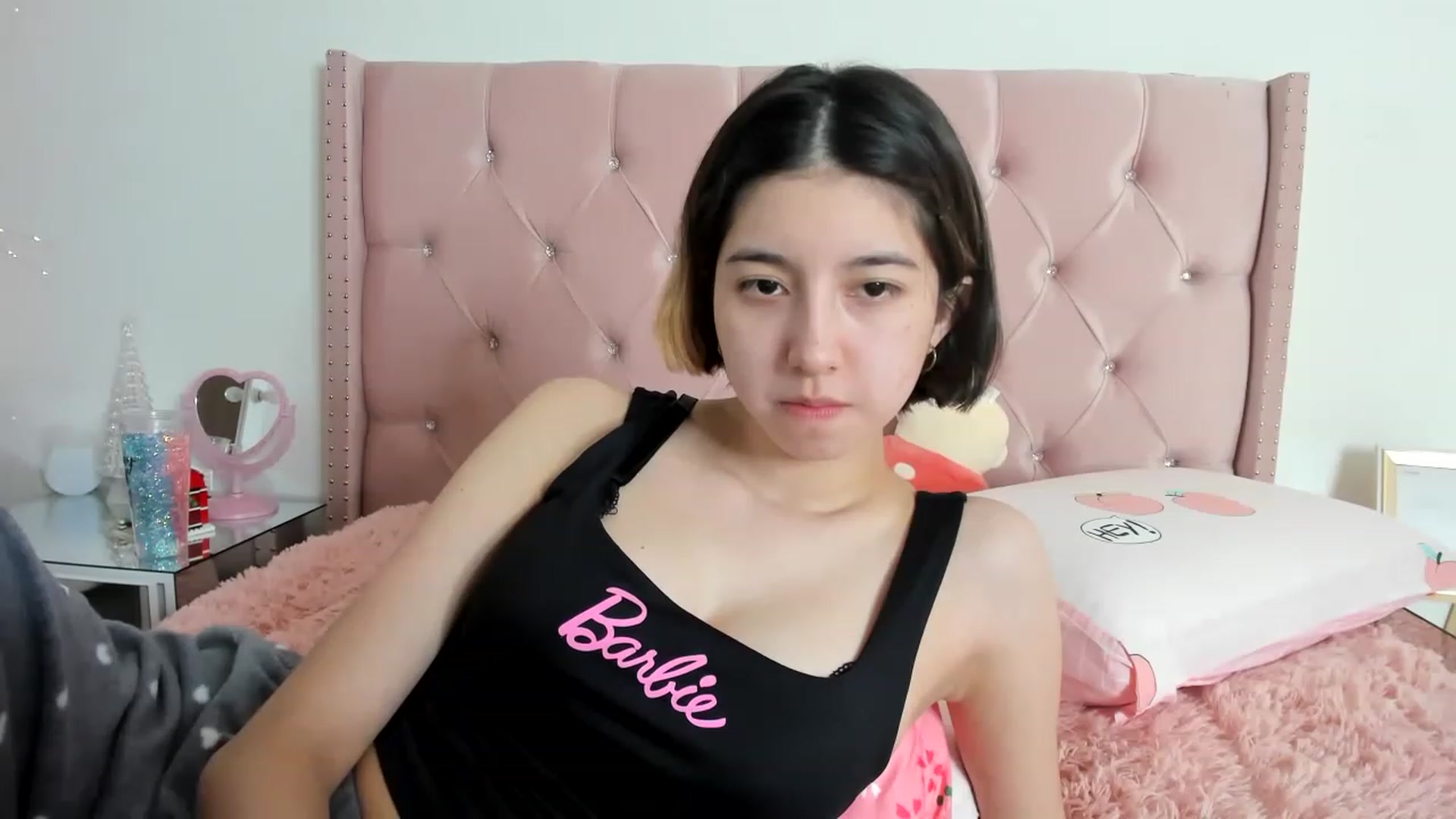 Gallery image thumbnail from Cherrycute666's myfreecams stream on, 12/29/2022, 21:09 image 4 of 20