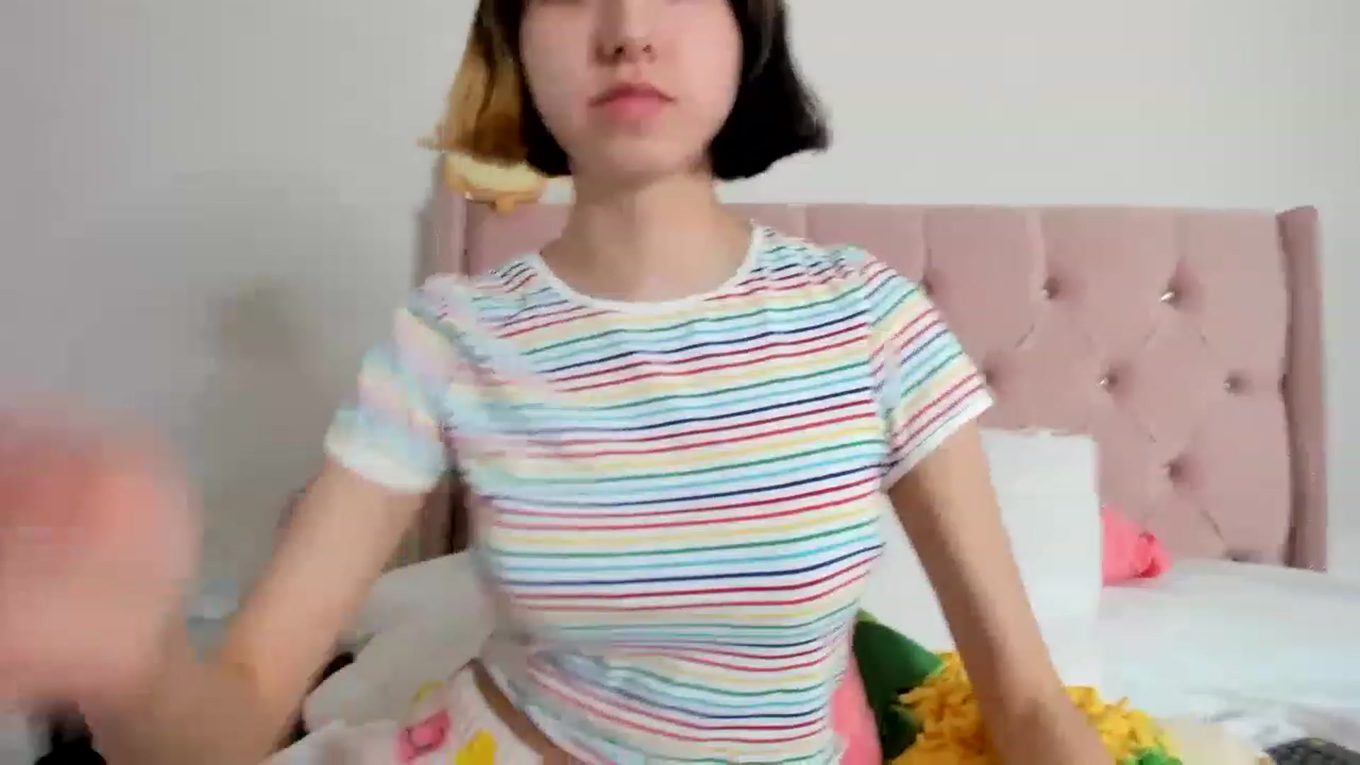 Gallery image thumbnail from Cherrycute666's myfreecams stream on, 01/16/2023, 11:30 image 5 of 20