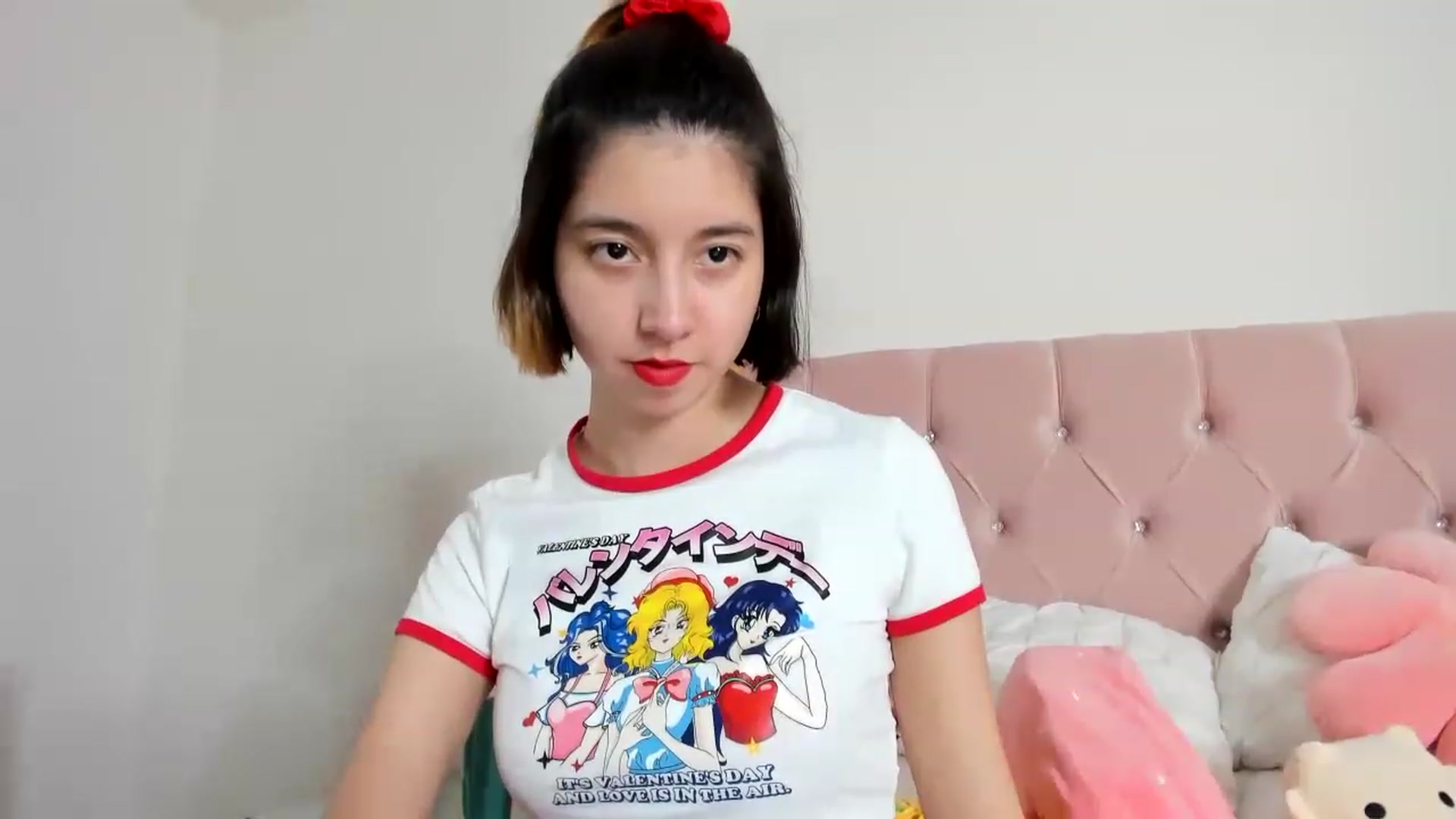 Gallery image thumbnail from Cherrycute666's myfreecams stream on, 01/18/2023, 06:12 image 10 of 20