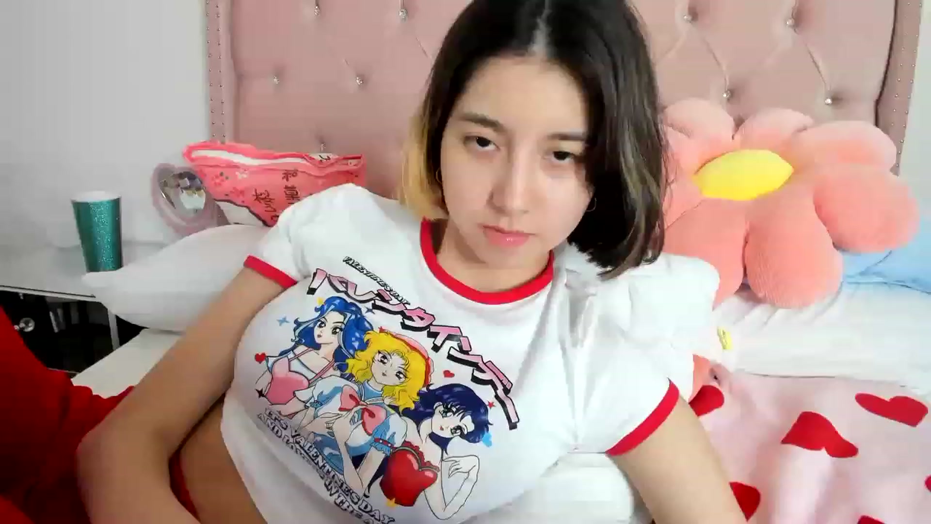Gallery image thumbnail from Cherrycute666's myfreecams stream on, 01/18/2023, 08:03 image 8 of 20