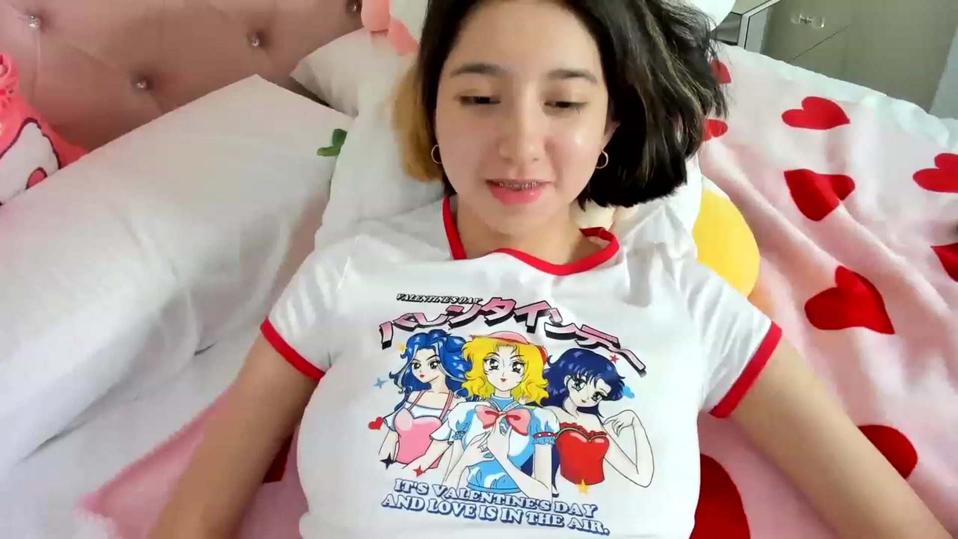 Gallery image thumbnail from Cherrycute666's myfreecams stream on, 01/18/2023, 08:03 image 13 of 20