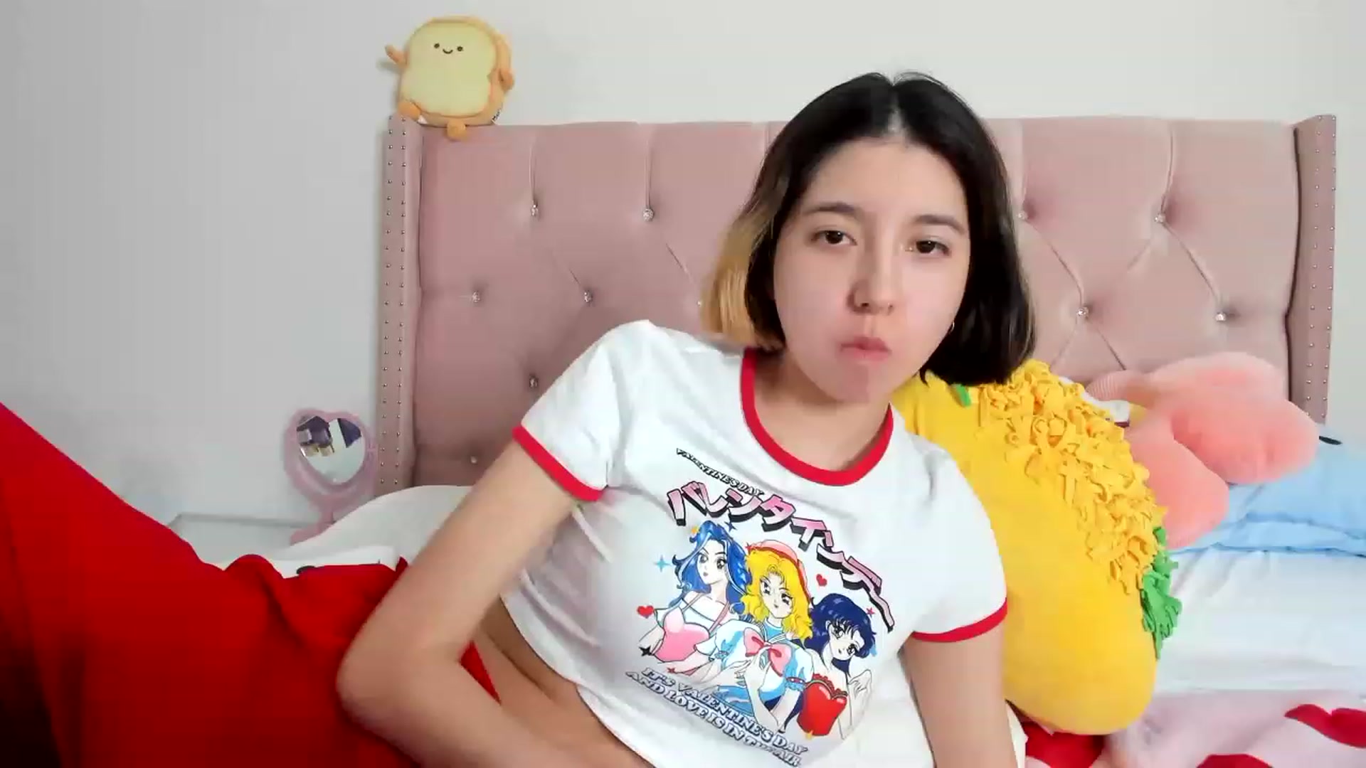 Gallery image thumbnail from Cherrycute666's myfreecams stream on, 01/18/2023, 11:45 image 14 of 20