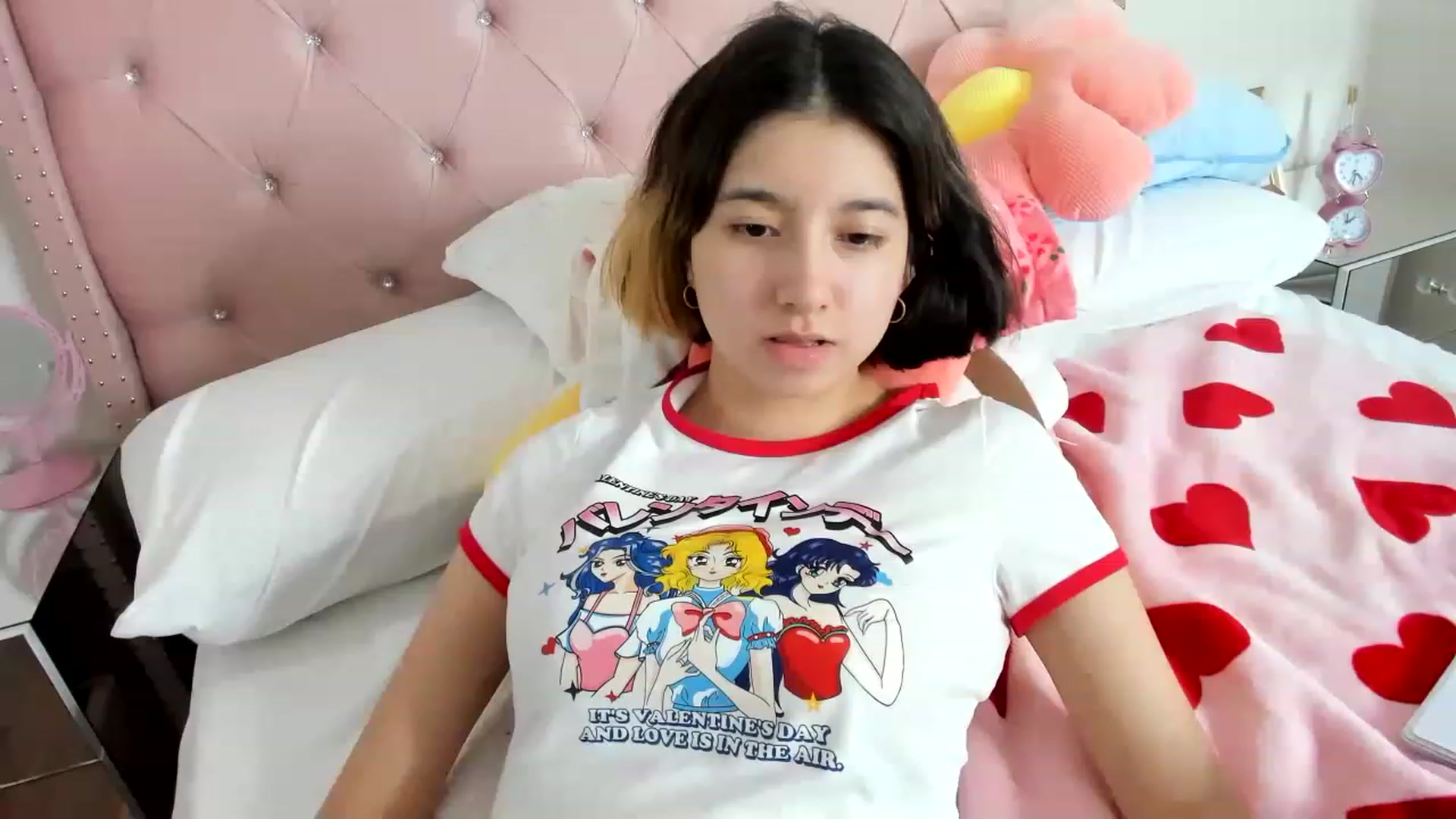 Gallery image thumbnail from Cherrycute666's myfreecams stream on, 01/18/2023, 12:24 image 1 of 20
