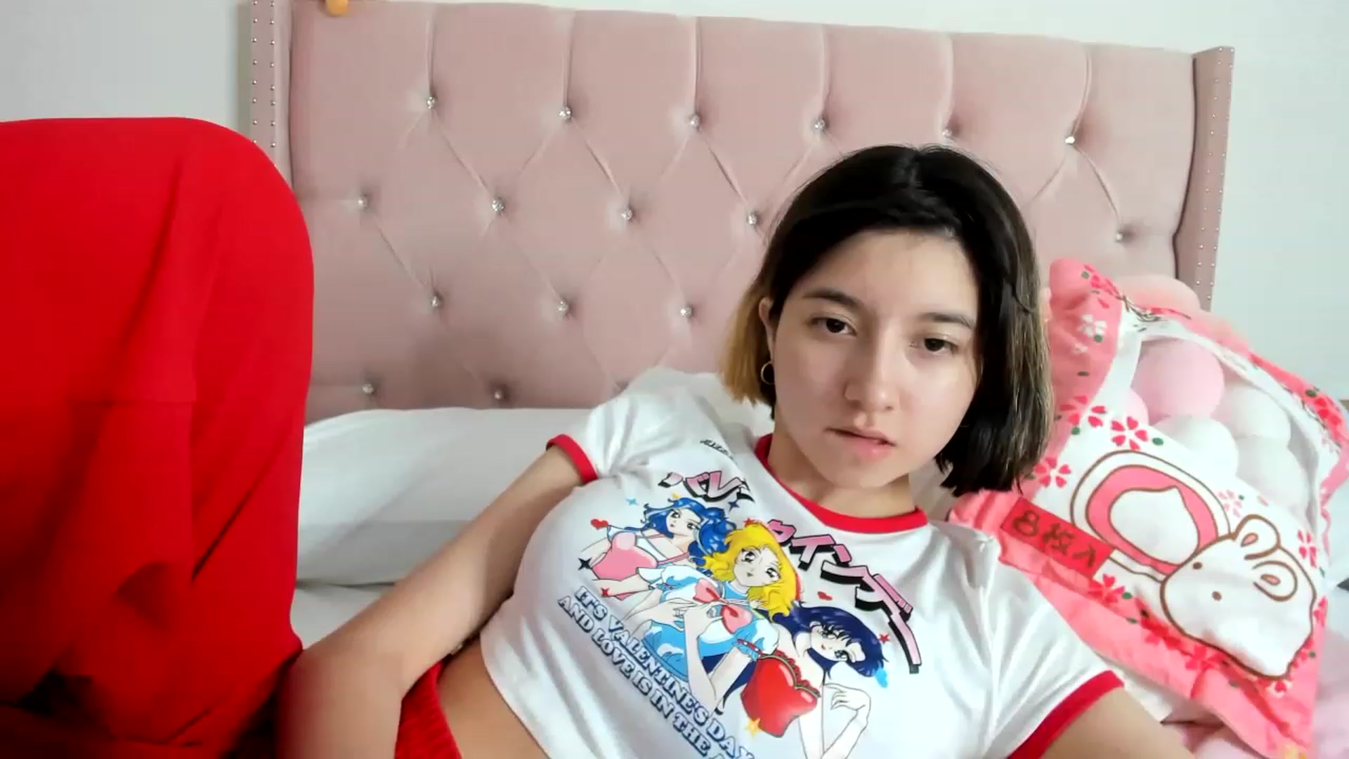 Gallery image thumbnail from Cherrycute666's myfreecams stream on, 01/18/2023, 14:39 image 1 of 20