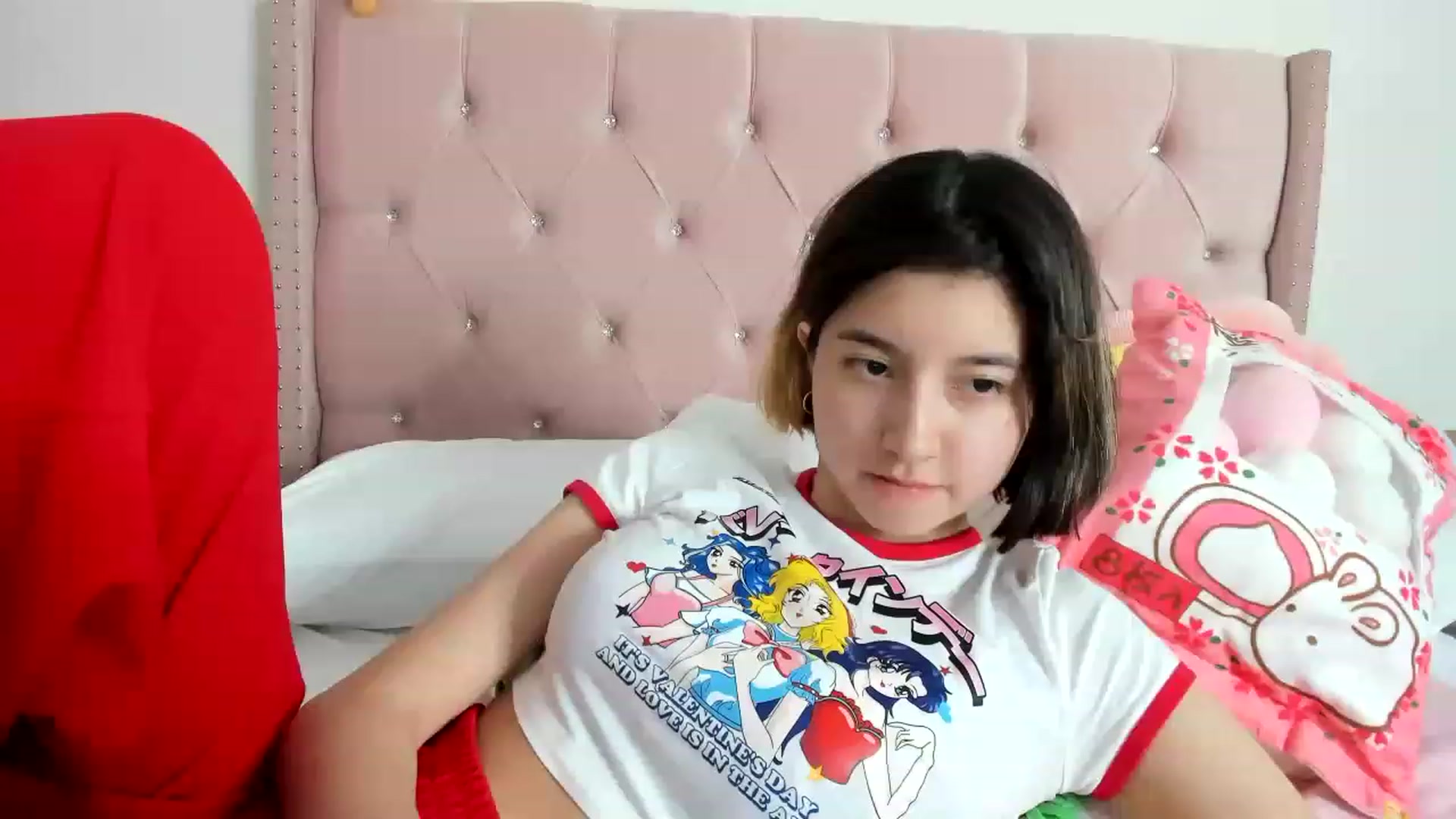 Gallery image thumbnail from Cherrycute666's myfreecams stream on, 01/18/2023, 14:39 image 2 of 20