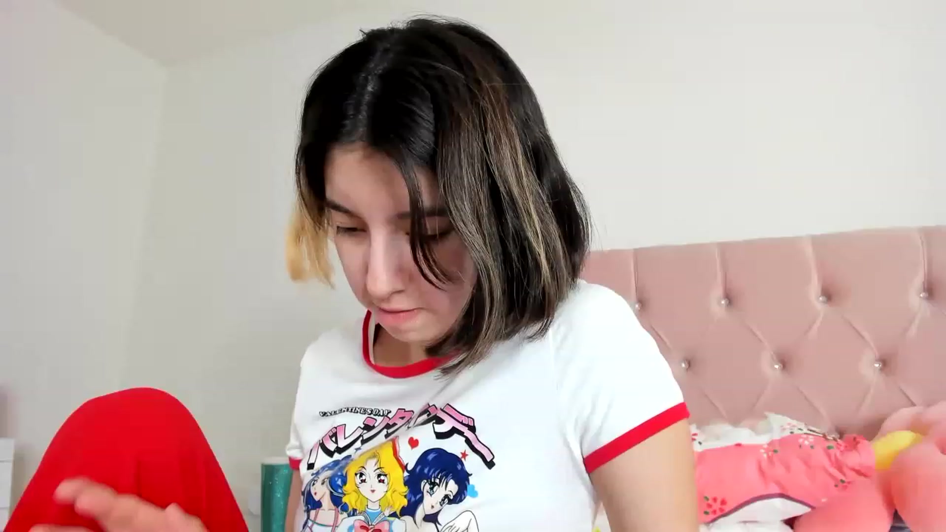 Gallery image thumbnail from Cherrycute666's myfreecams stream on, 01/18/2023, 16:46 image 20 of 20