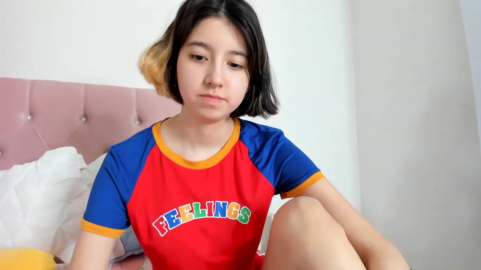 Gallery image thumbnail from Cherrycute666's myfreecams stream on, 01/21/2023, 05:06 image 18 of 20