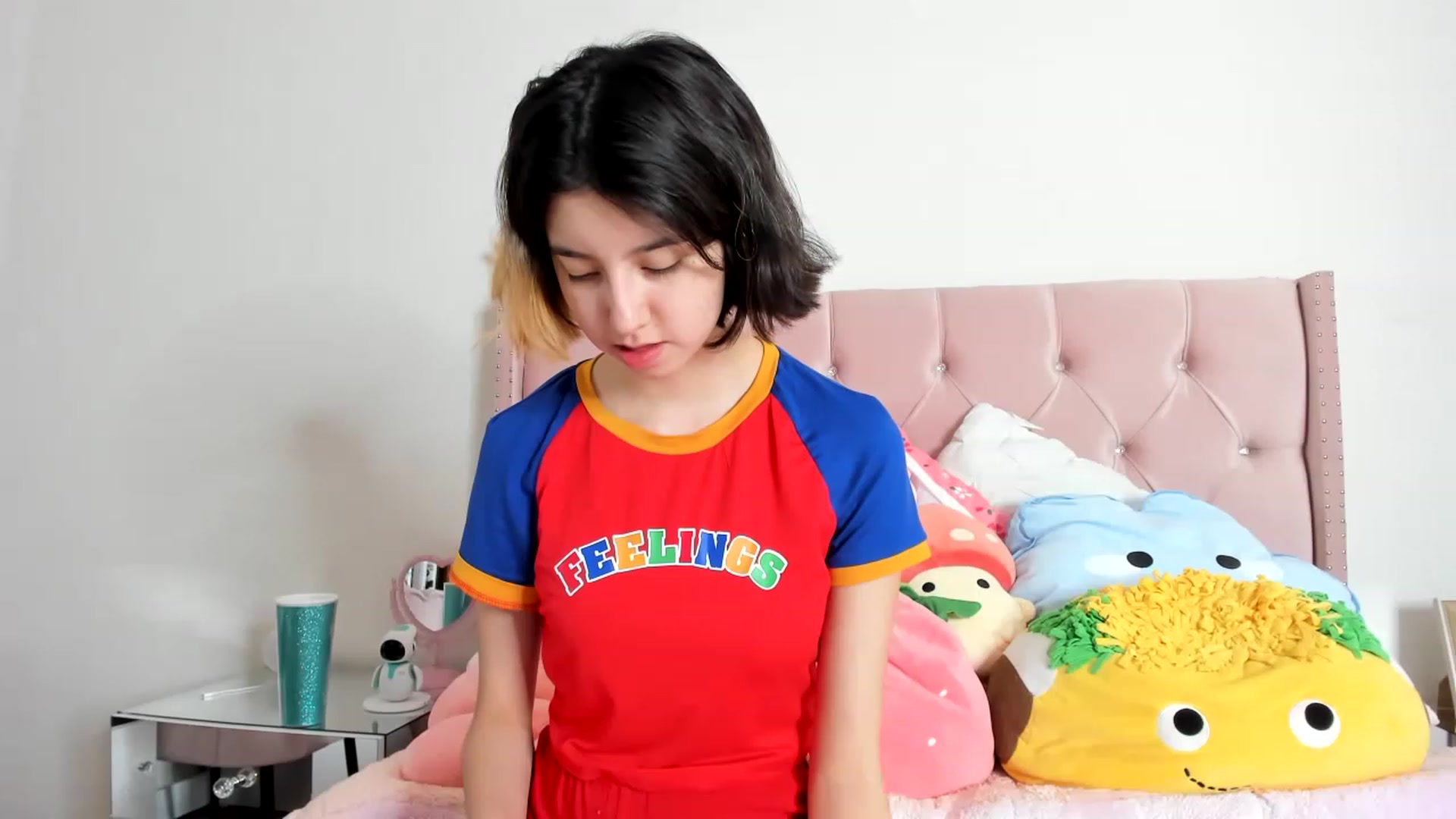 Gallery image thumbnail from Cherrycute666's myfreecams stream on, 01/21/2023, 05:06 image 1 of 20
