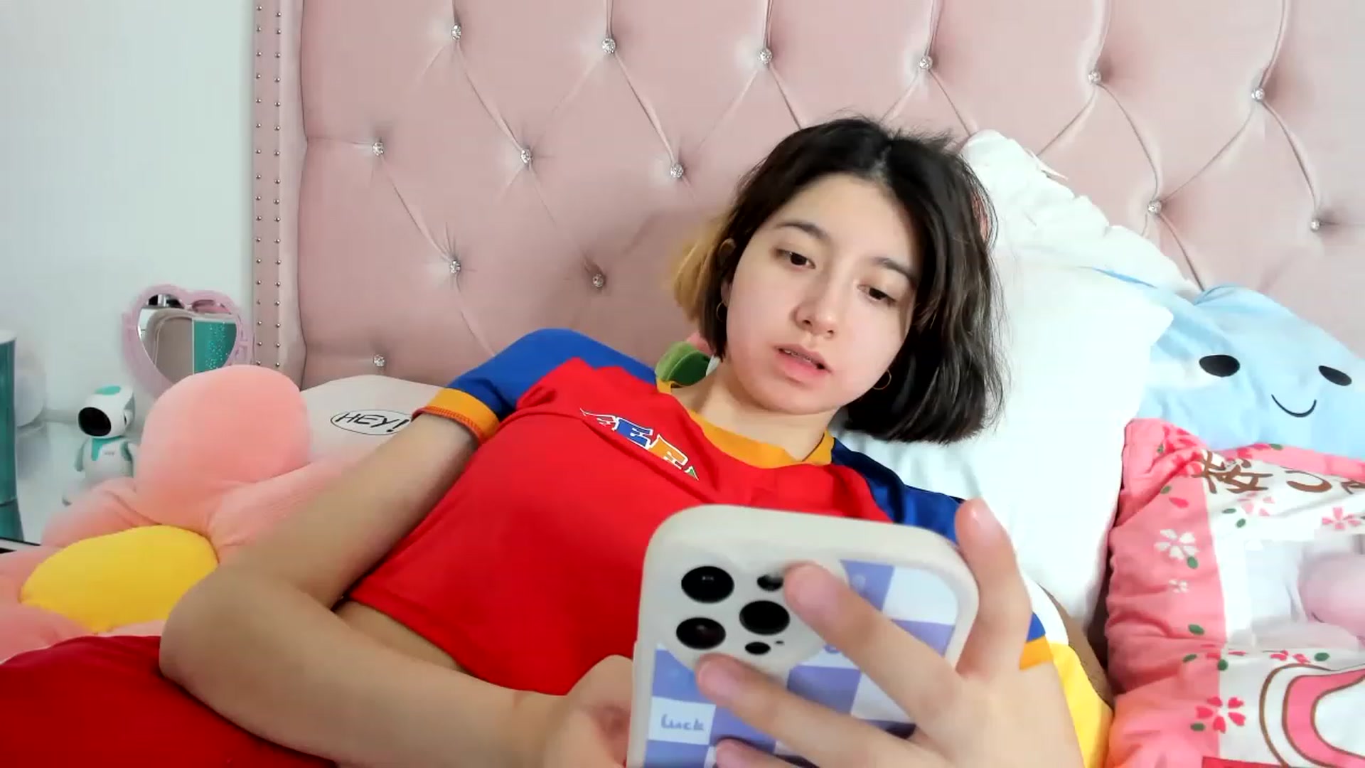 Gallery image thumbnail from Cherrycute666's myfreecams stream on, 01/21/2023, 05:06 image 8 of 20
