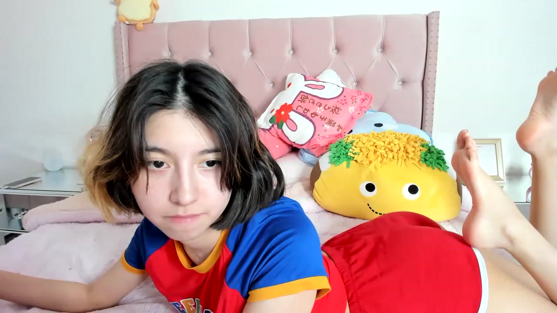 Gallery image thumbnail from Cherrycute666's myfreecams stream on, 01/21/2023, 13:50 image 2 of 20