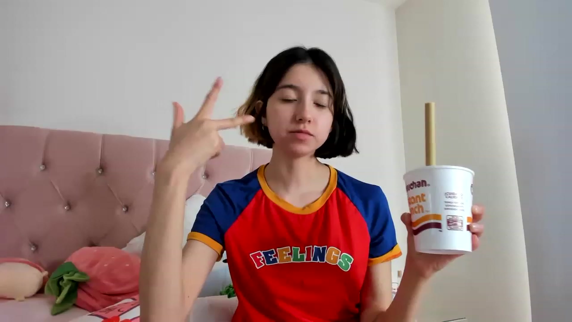 Gallery image thumbnail from Cherrycute666's myfreecams stream on, 01/21/2023, 17:04 image 19 of 20