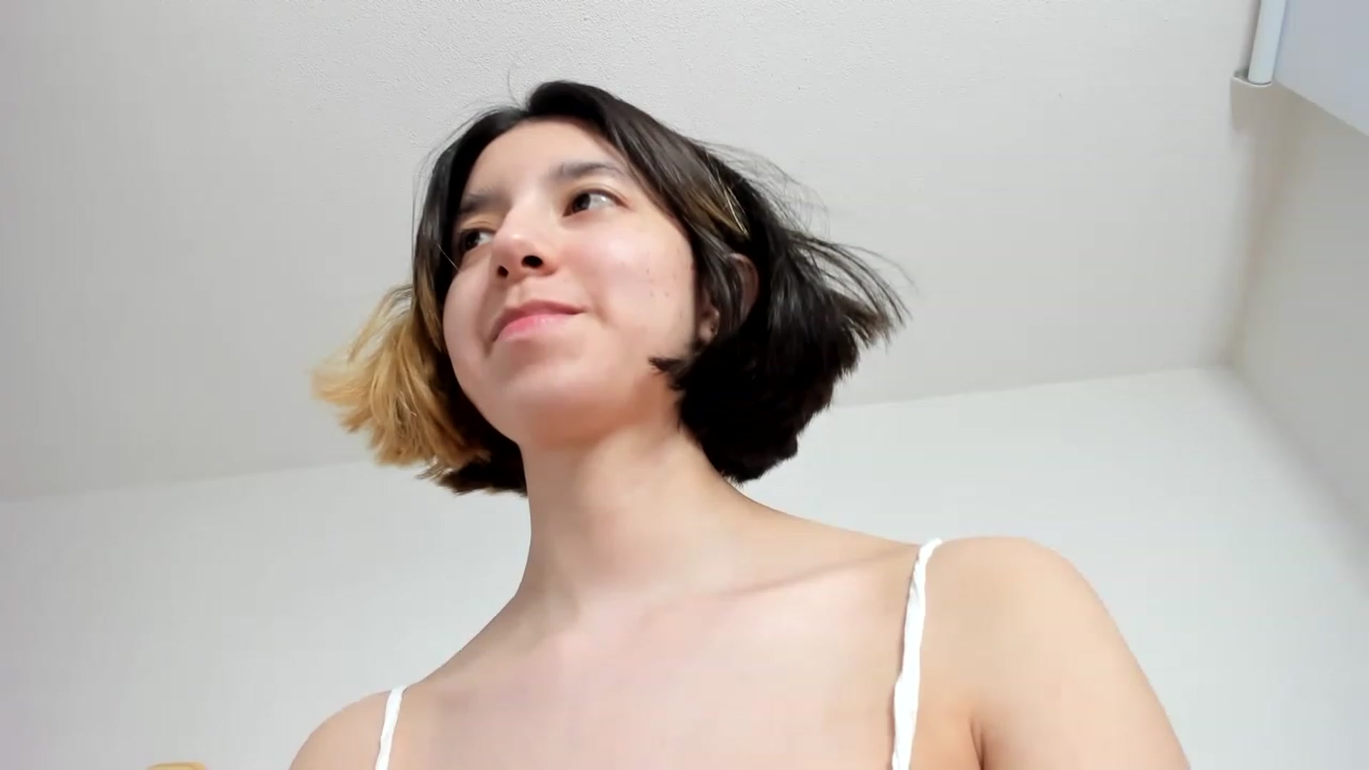 Gallery image thumbnail from Cherrycute666's myfreecams stream on, 01/22/2023, 09:06 image 8 of 20