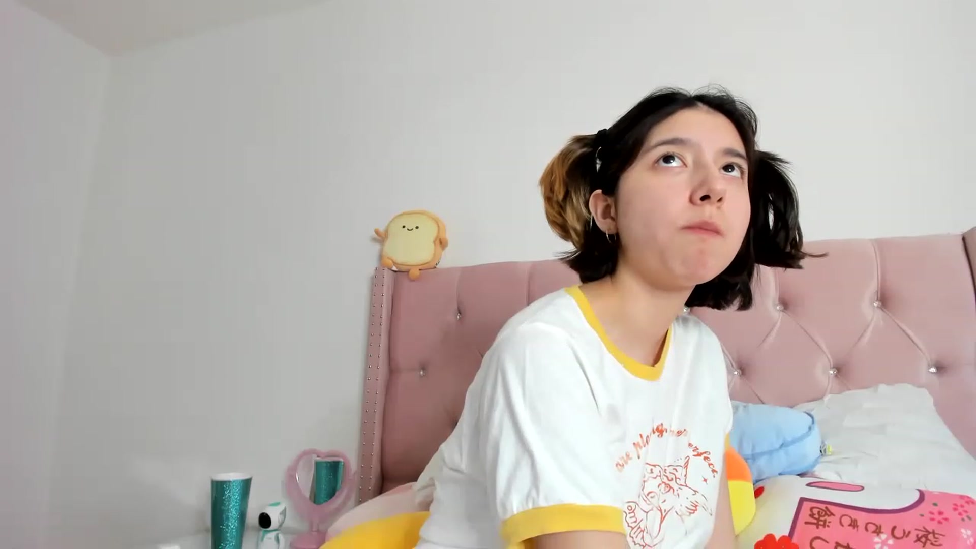 Gallery image thumbnail from Cherrycute666's myfreecams stream on, 01/25/2023, 13:04 image 5 of 20