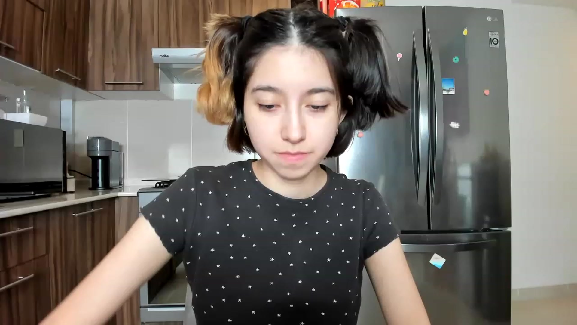 Gallery image thumbnail from Cherrycute666's myfreecams stream on, 01/28/2023, 09:17 image 18 of 20