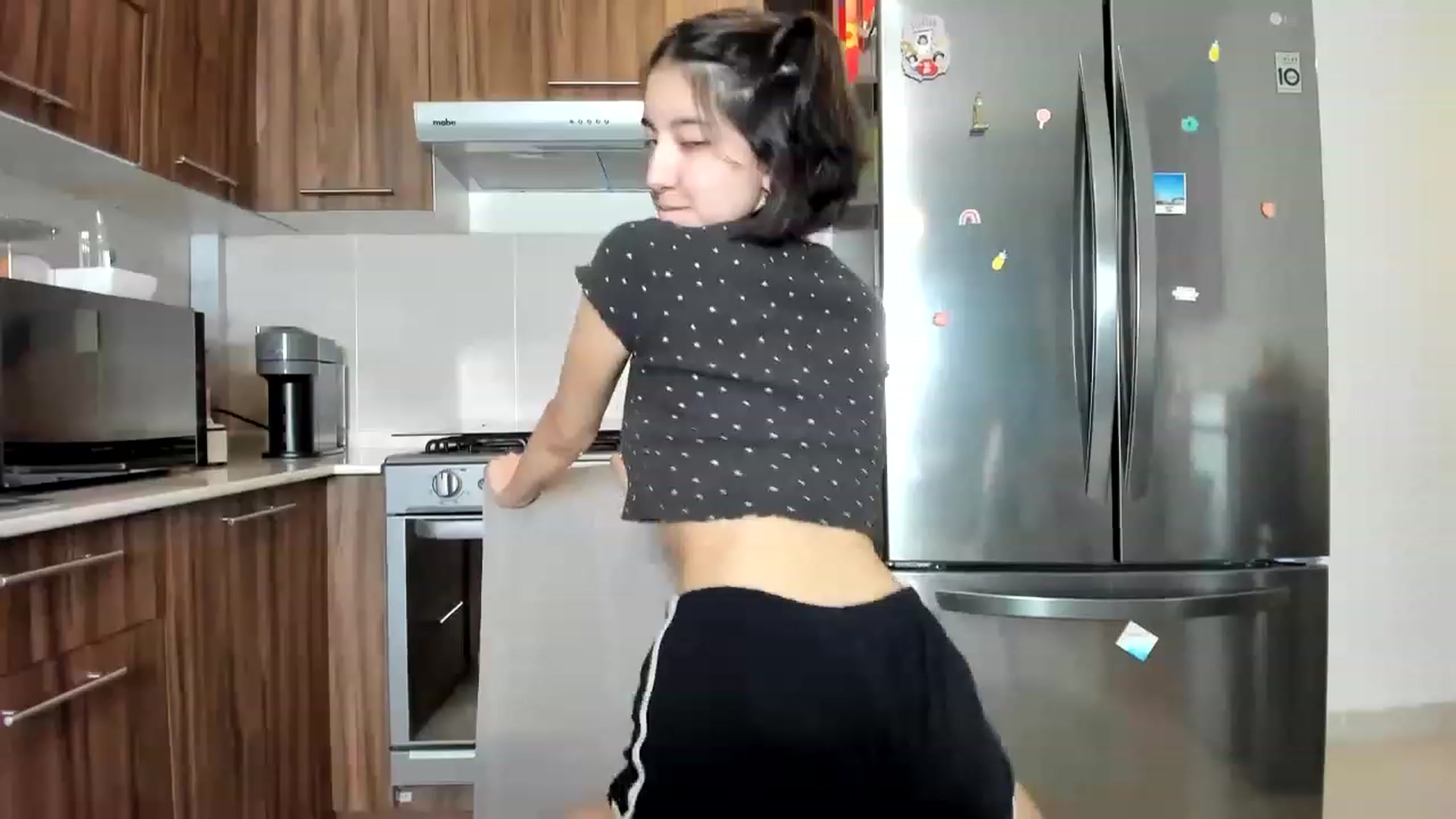 Gallery image thumbnail from Cherrycute666's myfreecams stream on, 01/28/2023, 10:53 image 1 of 20