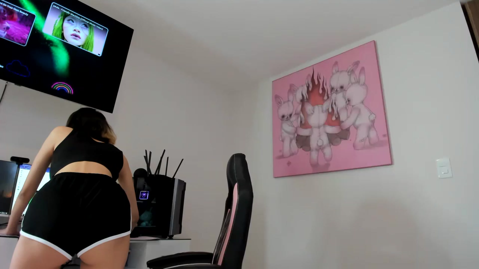 Gallery image thumbnail from Cherrycute666's myfreecams stream on, 01/29/2023, 05:07 image 15 of 20