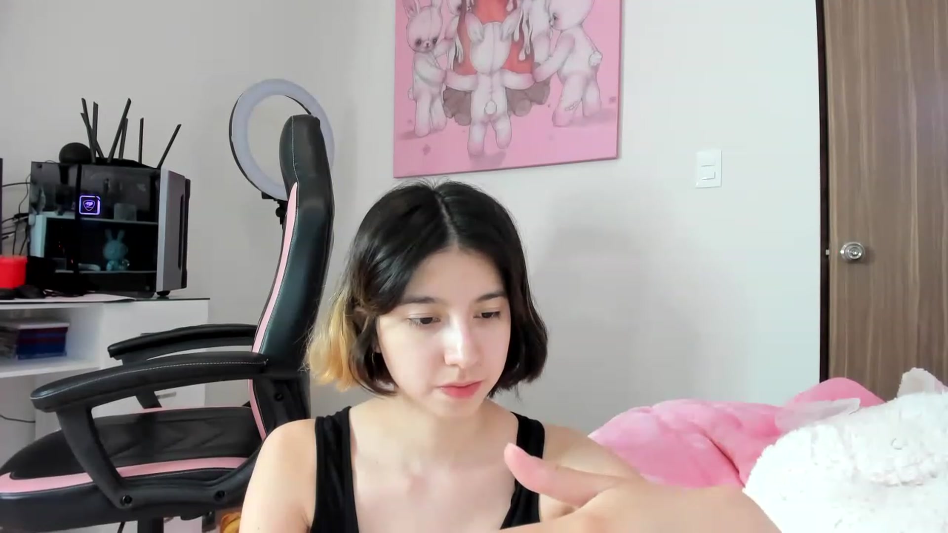 Gallery image thumbnail from Cherrycute666's myfreecams stream on, 01/29/2023, 05:07 image 19 of 20