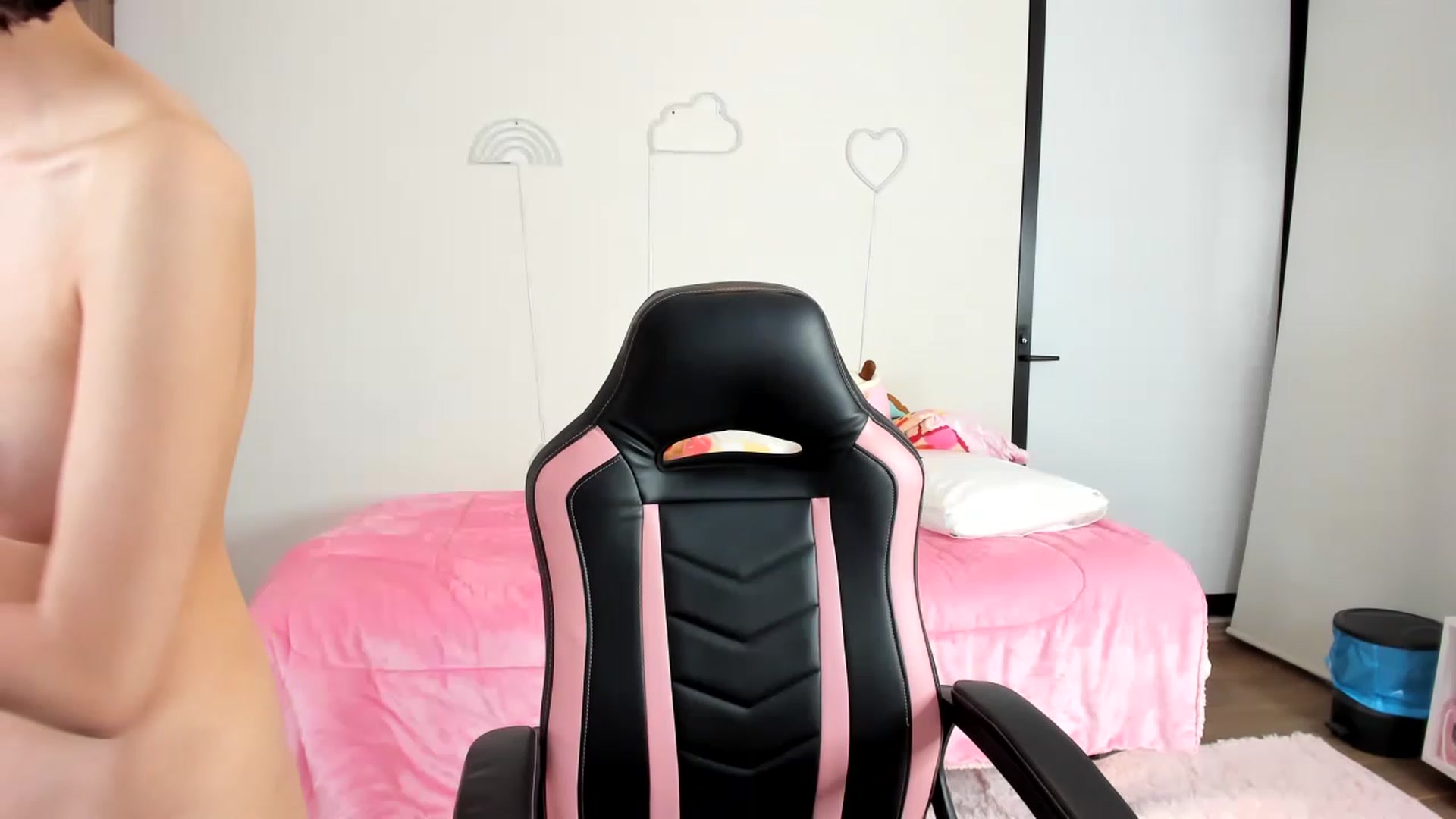 Gallery image thumbnail from Cherrycute666's myfreecams stream on, 01/29/2023, 06:46 image 5 of 20