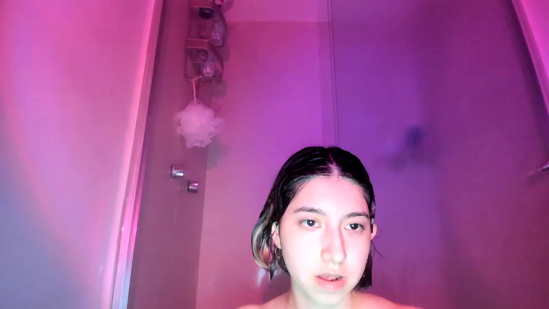 Gallery image thumbnail from Cherrycute666's myfreecams stream on, 01/29/2023, 16:44 image 10 of 20