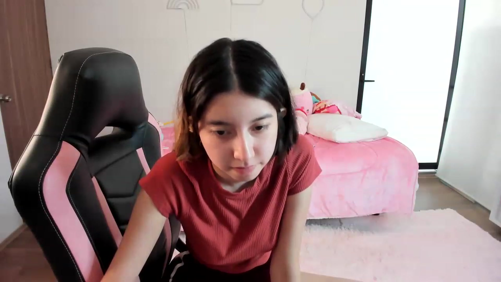 Gallery image thumbnail from Cherrycute666's myfreecams stream on, 01/29/2023, 18:51 image 19 of 20