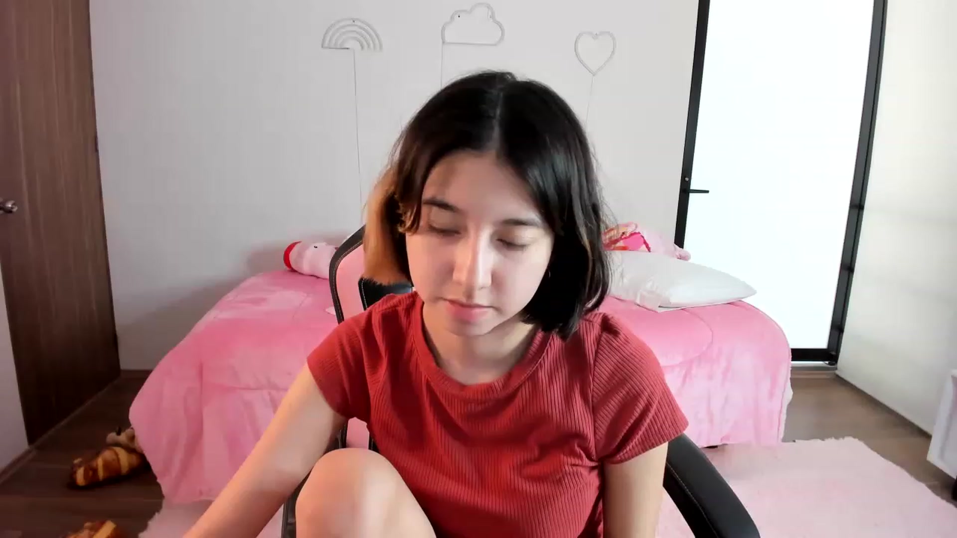 Gallery image thumbnail from Cherrycute666's myfreecams stream on, 01/29/2023, 20:53 image 8 of 20