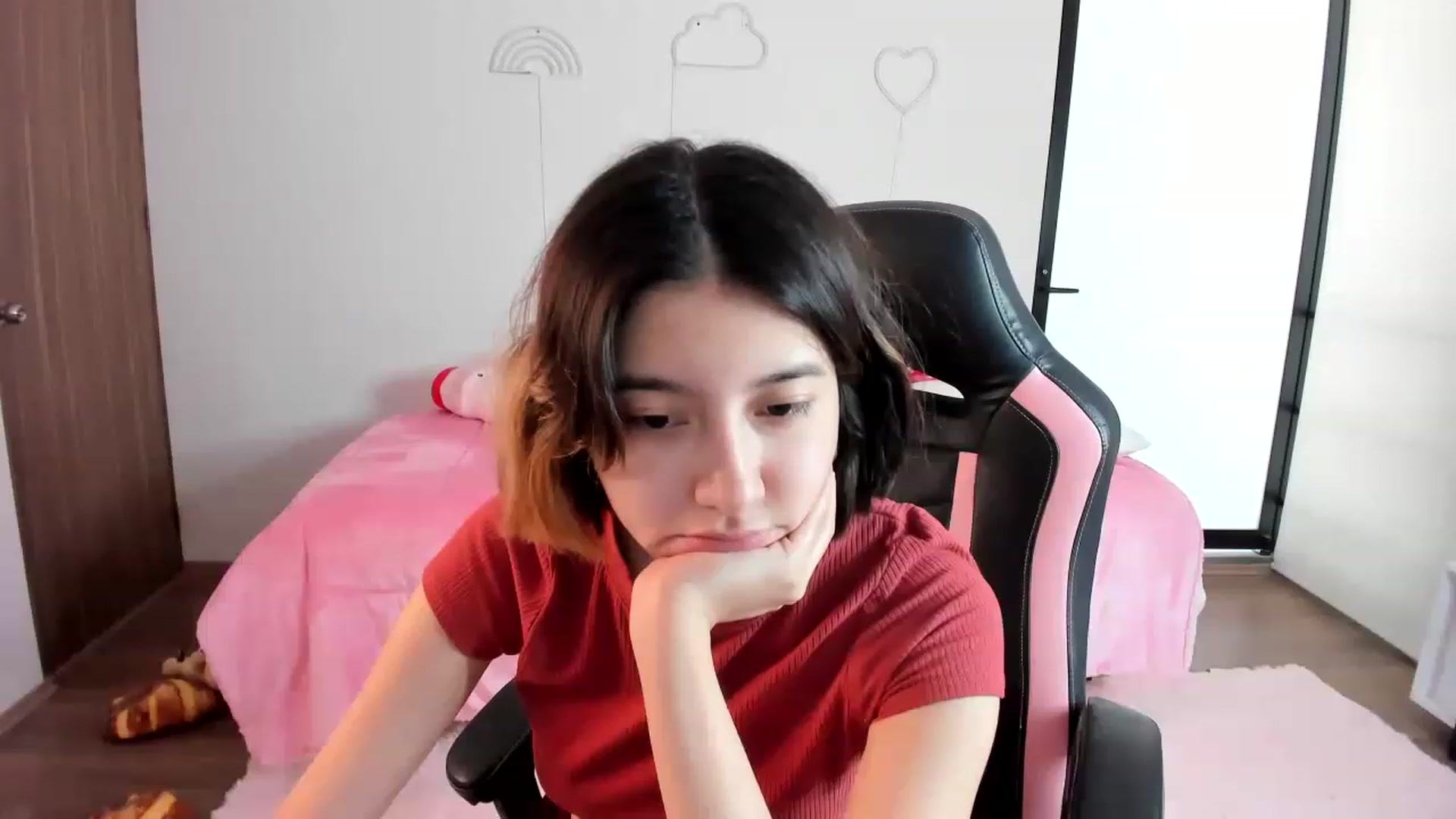 Gallery image thumbnail from Cherrycute666's myfreecams stream on, 01/29/2023, 20:53 image 4 of 20