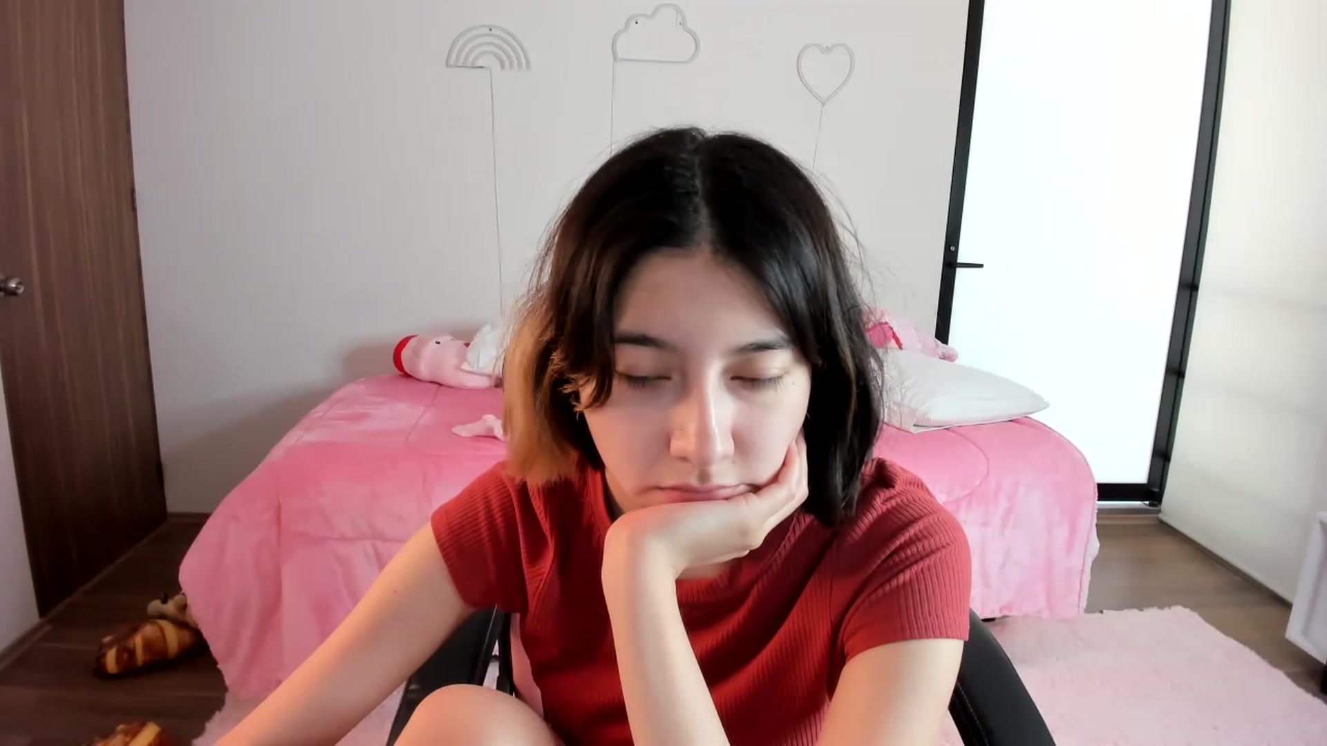 Gallery image thumbnail from Cherrycute666's myfreecams stream on, 01/29/2023, 20:53 image 15 of 20