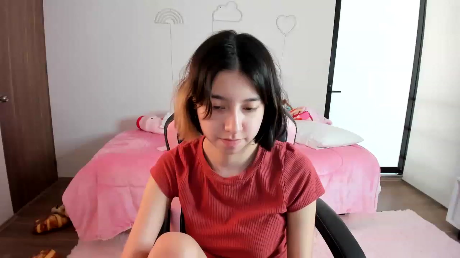Gallery image thumbnail from Cherrycute666's myfreecams stream on, 01/29/2023, 20:53 image 14 of 20
