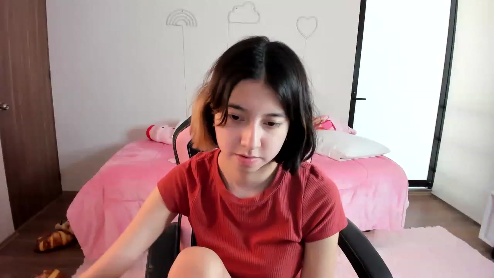 Gallery image thumbnail from Cherrycute666's myfreecams stream on, 01/29/2023, 20:53 image 11 of 20