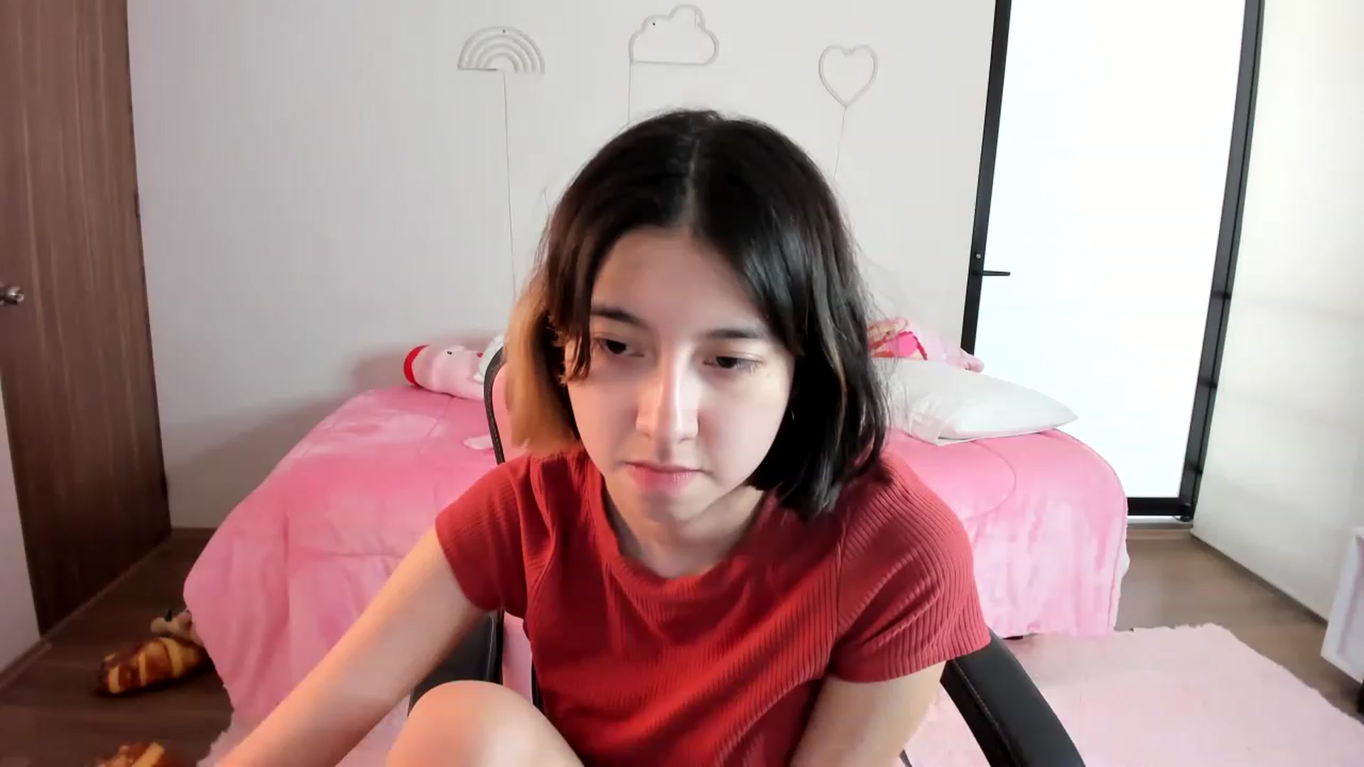 Gallery image thumbnail from Cherrycute666's myfreecams stream on, 01/29/2023, 20:53 image 12 of 20