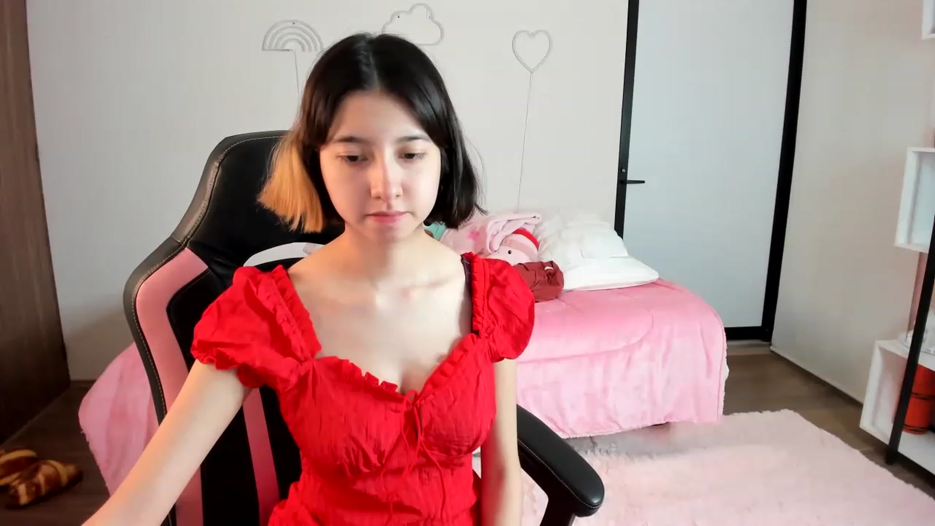 Gallery image thumbnail from Cherrycute666's myfreecams stream on, 01/30/2023, 07:17 image 8 of 20