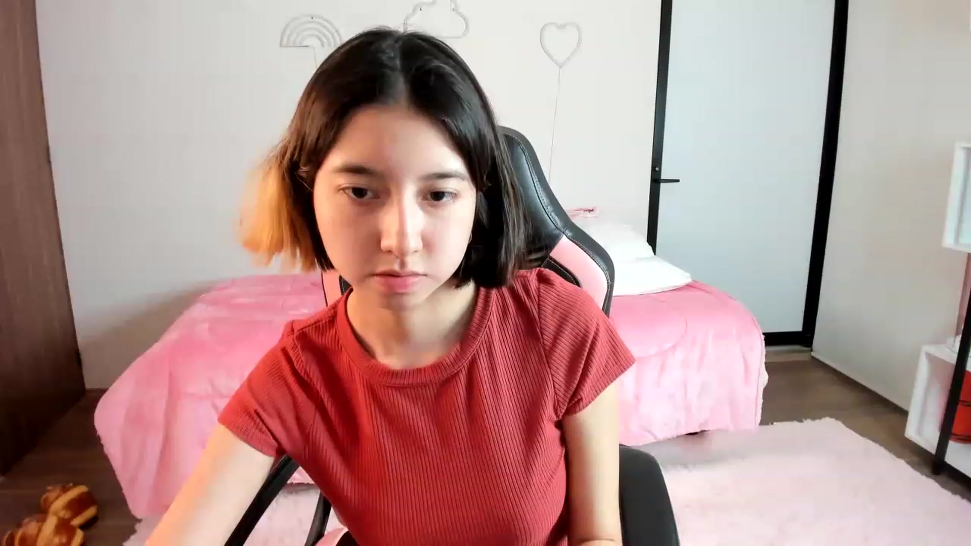 Gallery image thumbnail from Cherrycute666's myfreecams stream on, 01/30/2023, 07:17 image 17 of 20