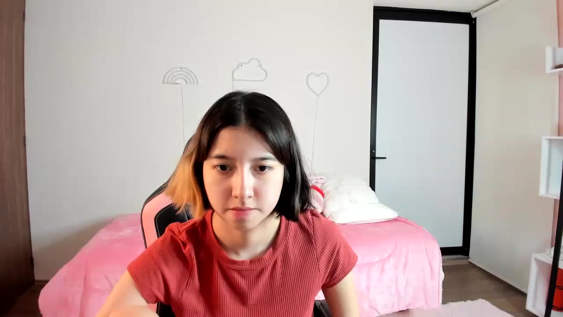 Gallery image thumbnail from Cherrycute666's myfreecams stream on, 01/30/2023, 07:17 image 9 of 20