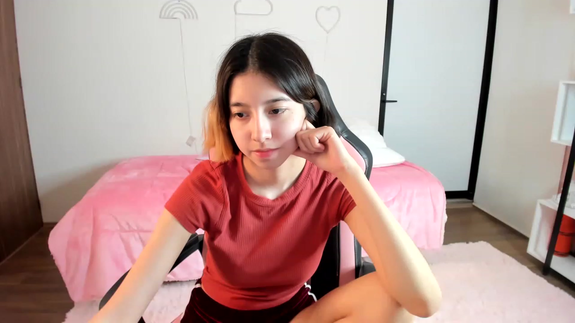 Gallery image thumbnail from Cherrycute666's myfreecams stream on, 01/30/2023, 07:17 image 13 of 20
